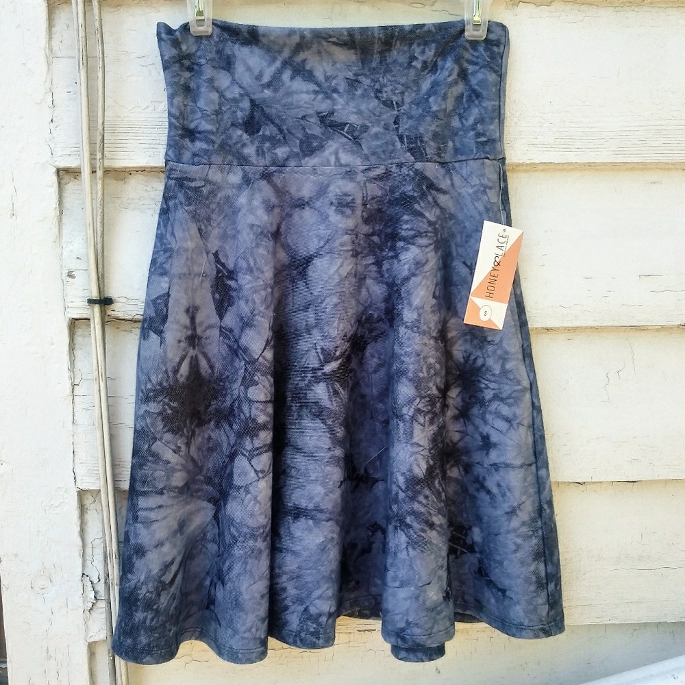 ~* TIE DYE SKIRT *~